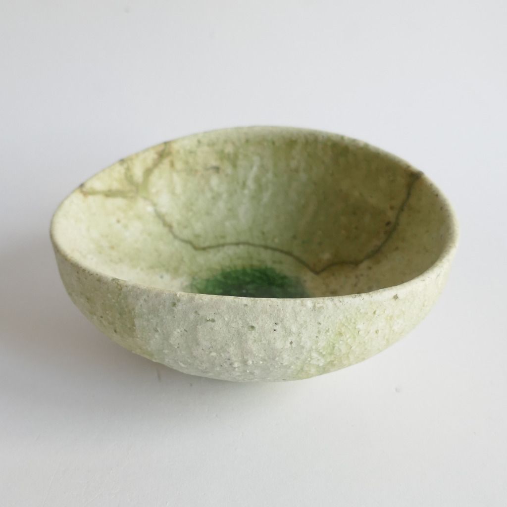 Bol Kutsu-bachi (forme de chaussure) à glaçure naturelle - Yui TSUJIMURA