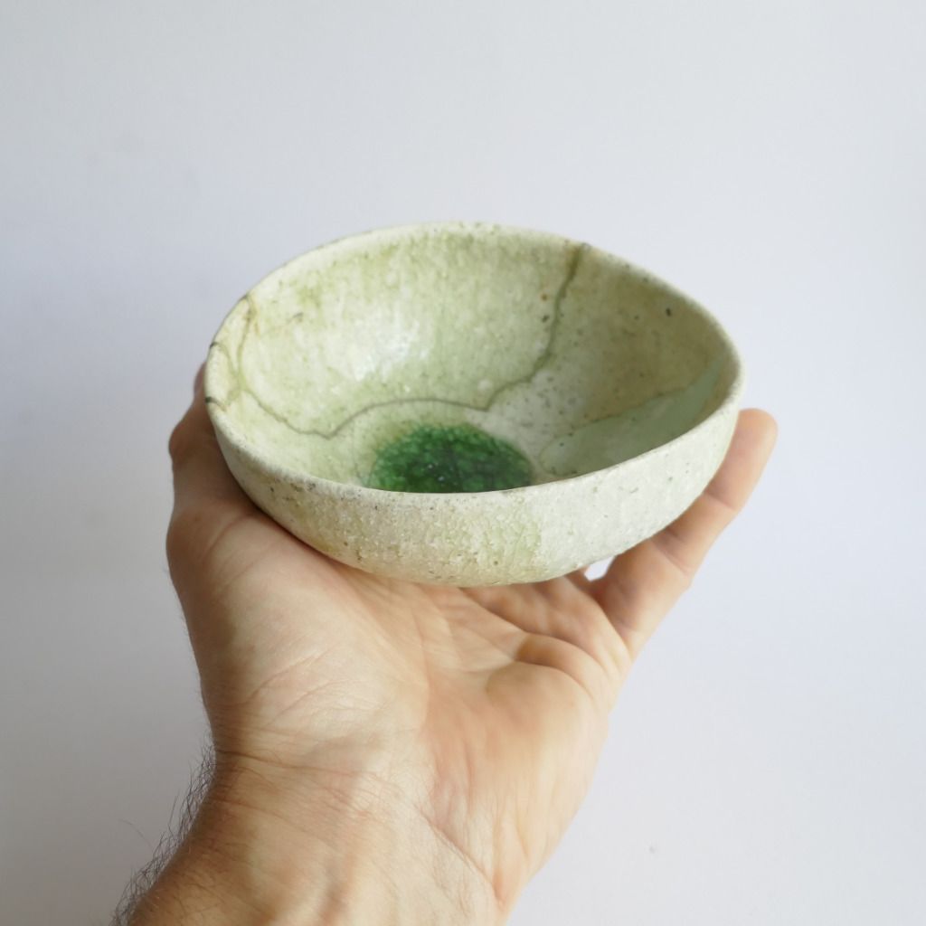 Bol Kutsu-bachi (forme de chaussure) à glaçure naturelle - Yui TSUJIMURA