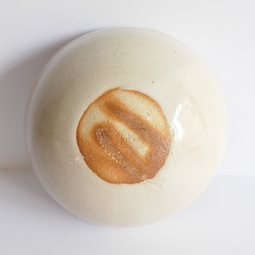 Tasse à Sake "Maruzoko 丸底" Etchū Seto-yaki et Boîte Tomobako signée - Fumi KITAMURA