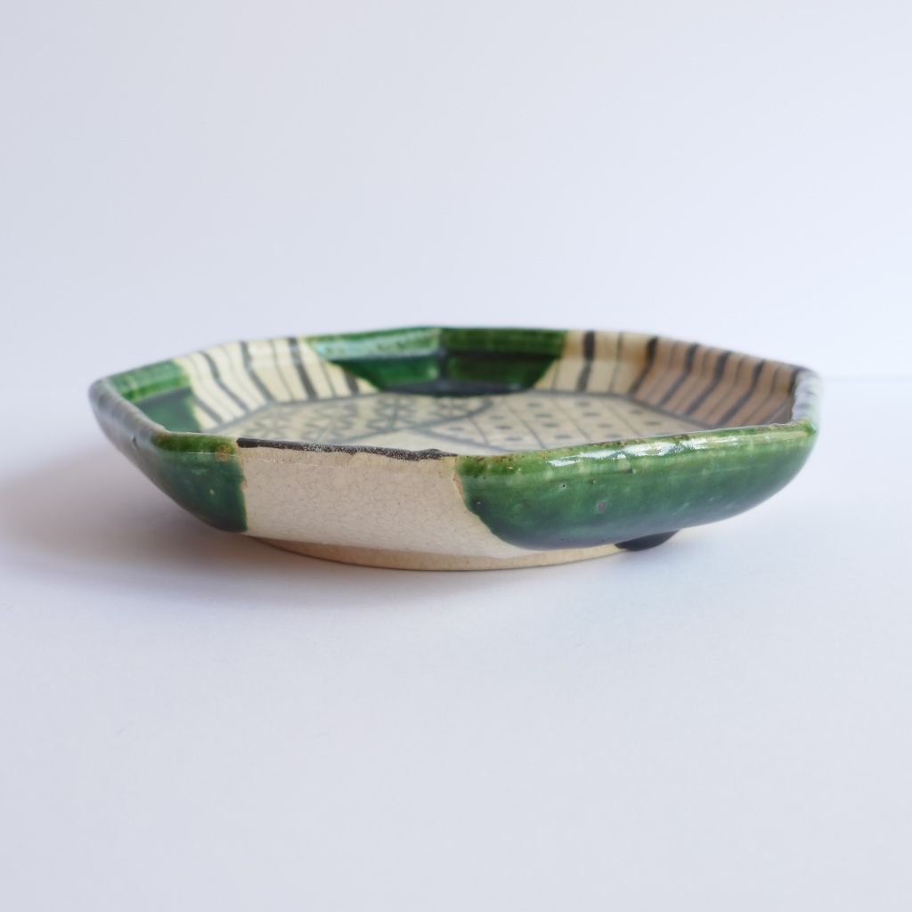 Assiette octogonale Oribe-yaki - Chiho ITO