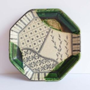 Assiette octogonale Oribe-yaki - Chiho ITO