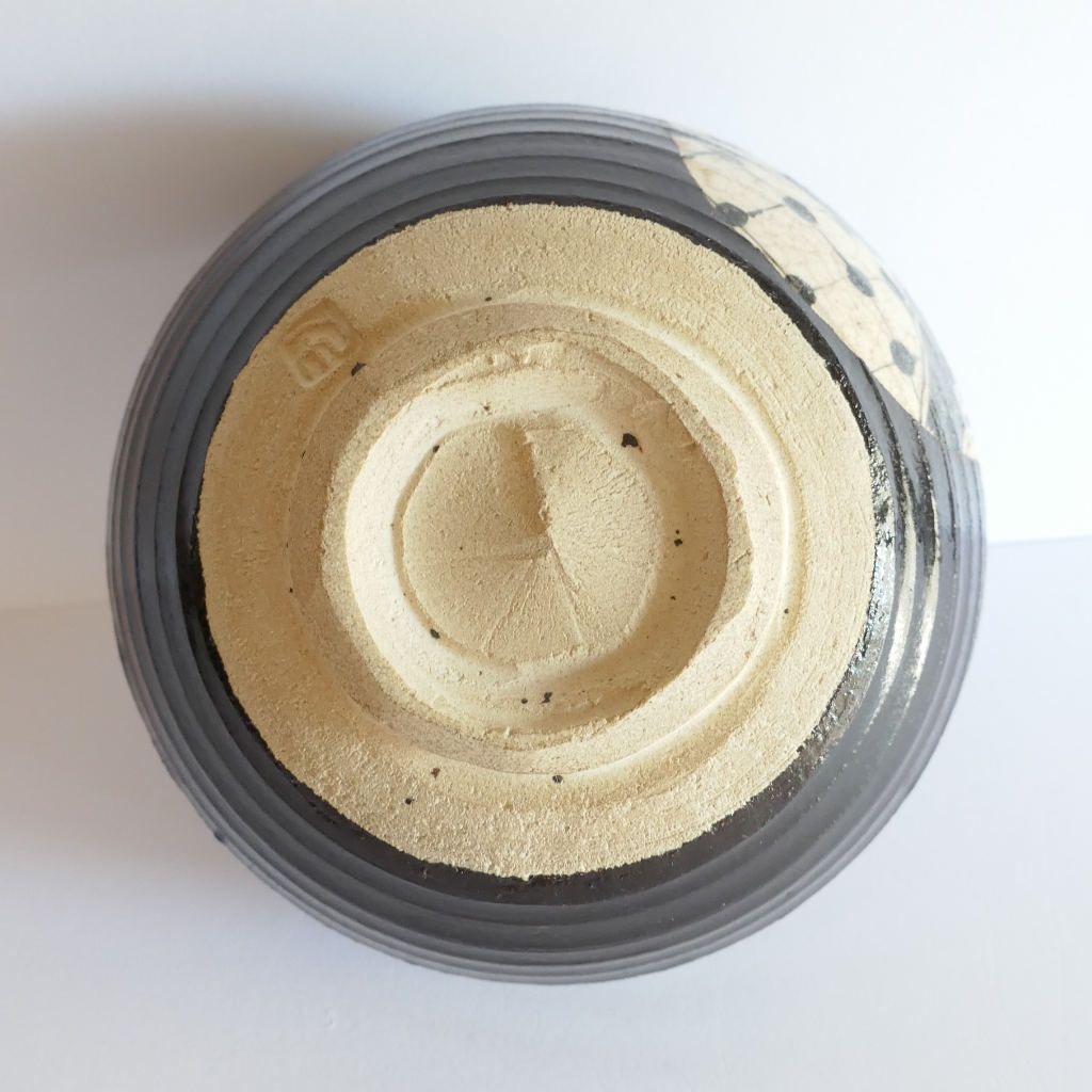 Bol Kuro Oribe-yaki - Chiho ITO